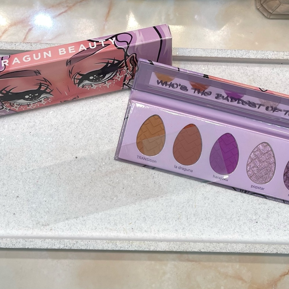 Nikita Dragun Beauty ~ ‘FANTASY PALETTE VOL. I’ ~ Full Size ~ DISCONTINUED ~ NIB - Picture 2 of 16